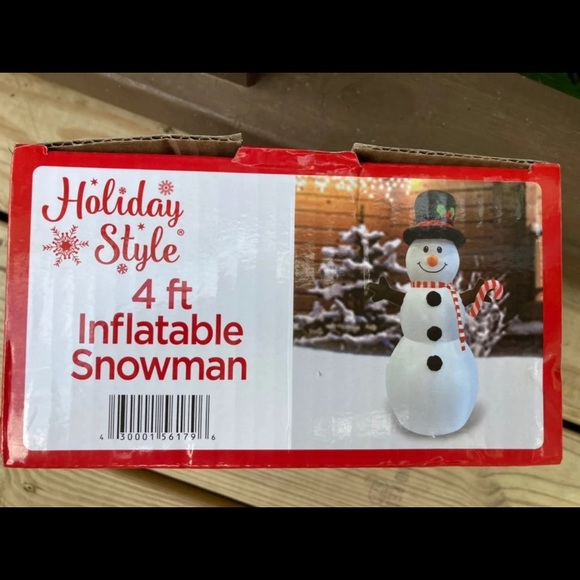 NIB-4ft Inflatable Snowman - Picture 2 of 3